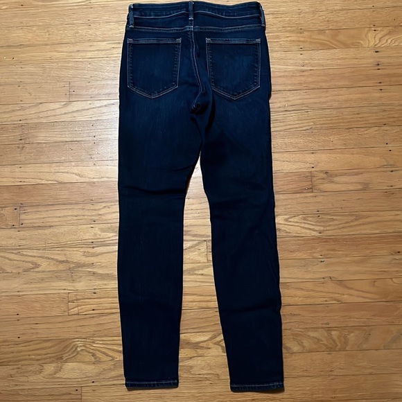 Women’s ATHLETA Jeans Size 4 - Picture 3 of 5